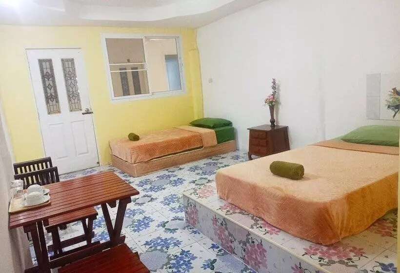 ホテル Nu Phuket Airport Residence