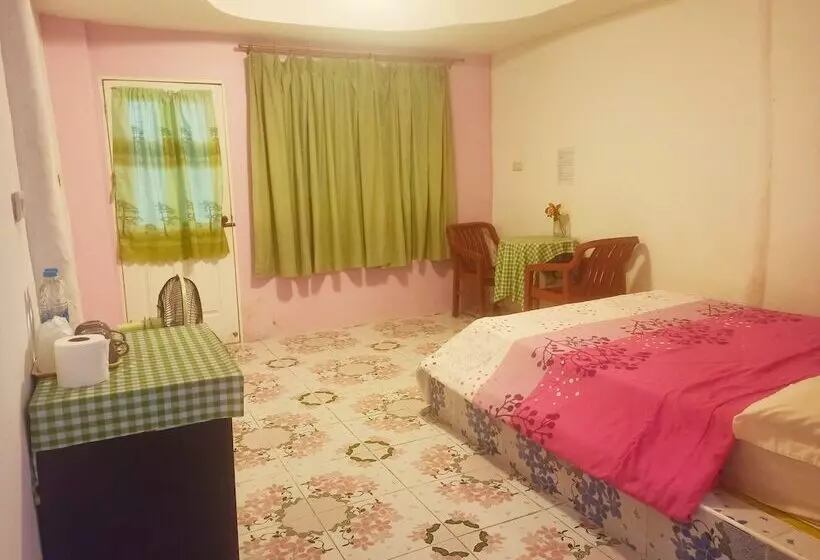 ホテル Nu Phuket Airport Residence