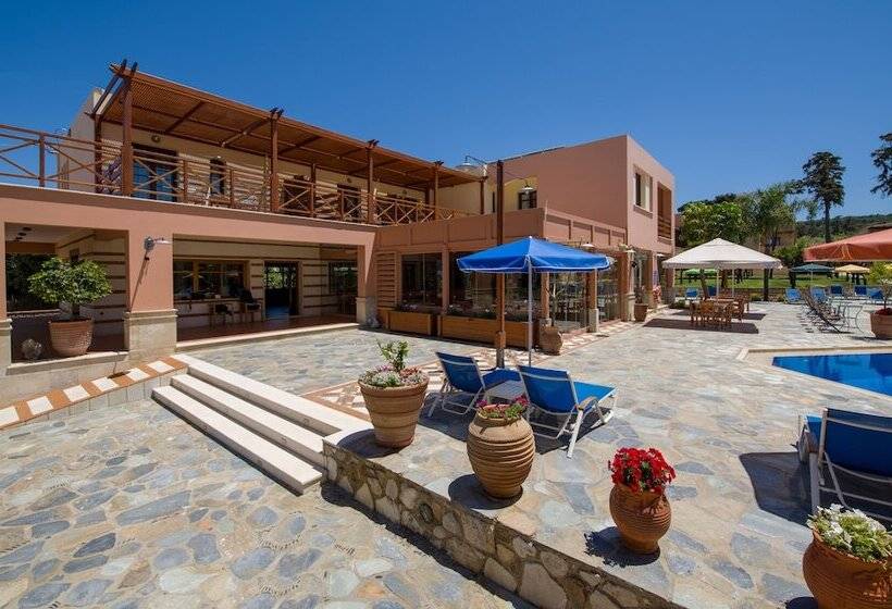 בית מלון כפרי Omega Platanias