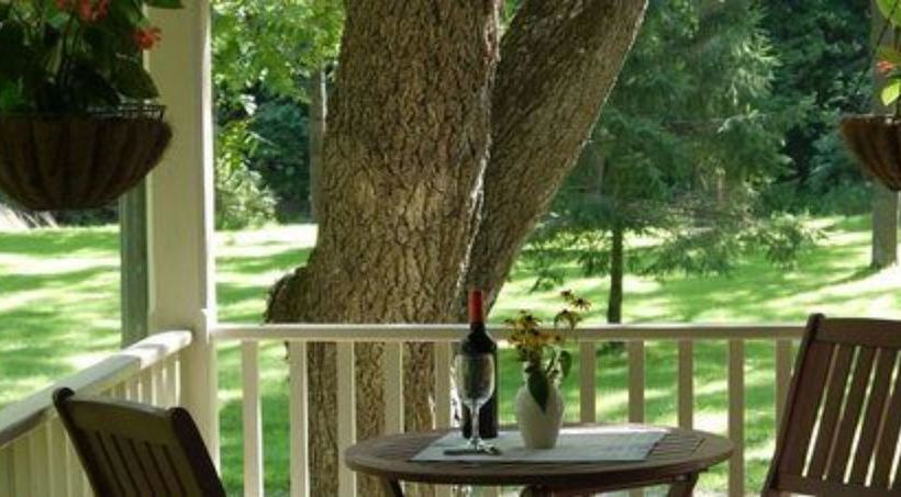 فندق Pine Hollow Inn