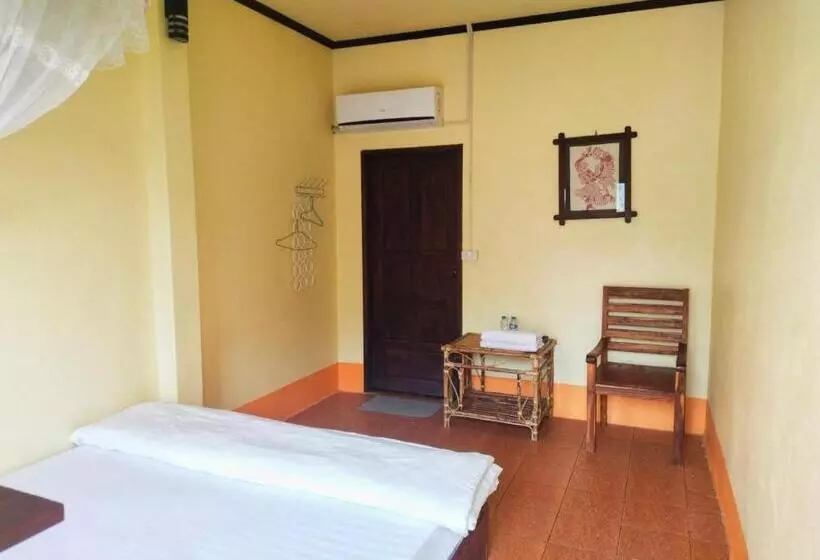 ホテル Riverview Bungalows & Gh