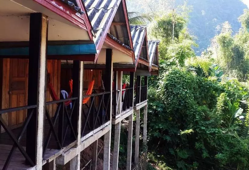 ホテル Riverview Bungalows & Gh