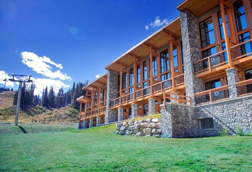 هتل Sunshine Mountain Lodge