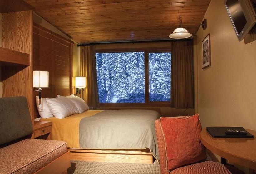 هتل Sunshine Mountain Lodge