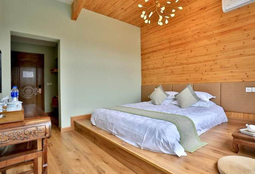 בית מלון כפרי The Blue Lotus Inn Wuzhen