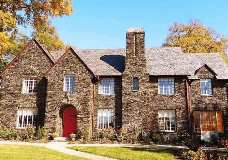 فندق The Manor On Front