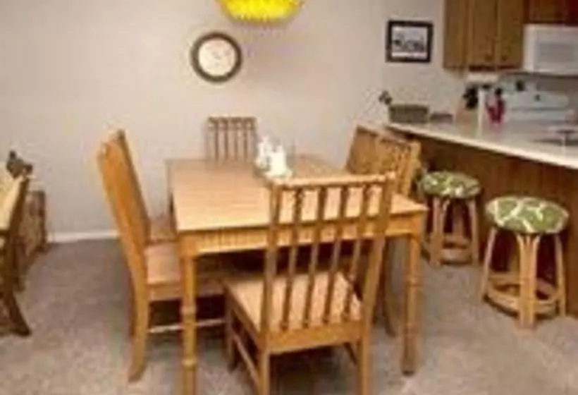 Hotelli Windcrest Villas