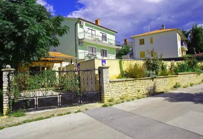 Hotelli Apartments Meditteraneo