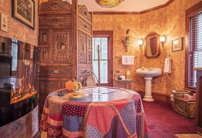 ホテル Cliff Cottage Inn