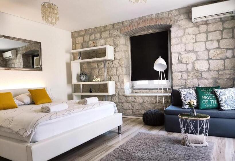 فندق Guest House Klaudija