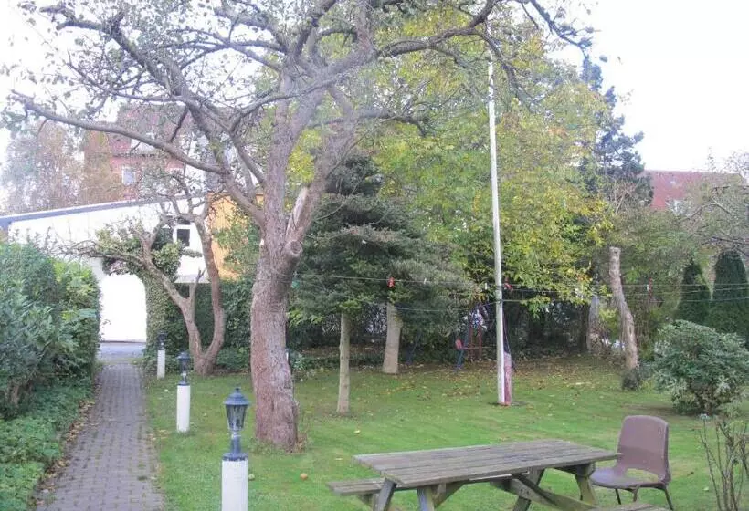 Hotelli Guesthouse Sharon Aarhus