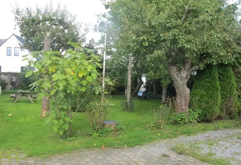 Hotelli Guesthouse Sharon Aarhus