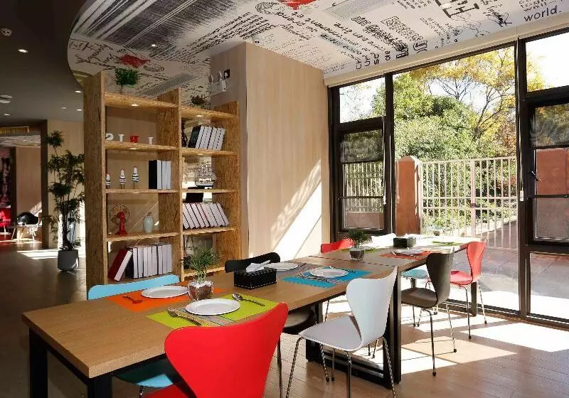 Hotelli Ibis Kunming Beijing Rd