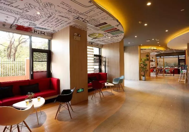 Hotelli Ibis Kunming Beijing Rd