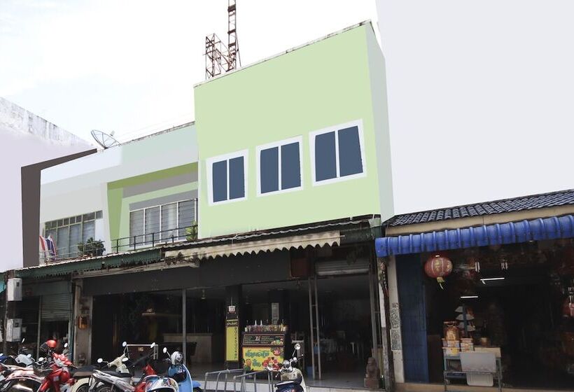 Hotel Phuket Backpacker Hostel