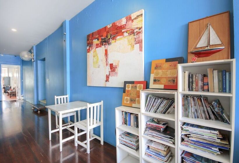 Hotel Phuket Backpacker Hostel