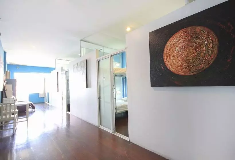 Hotel Phuket Backpacker Hostel