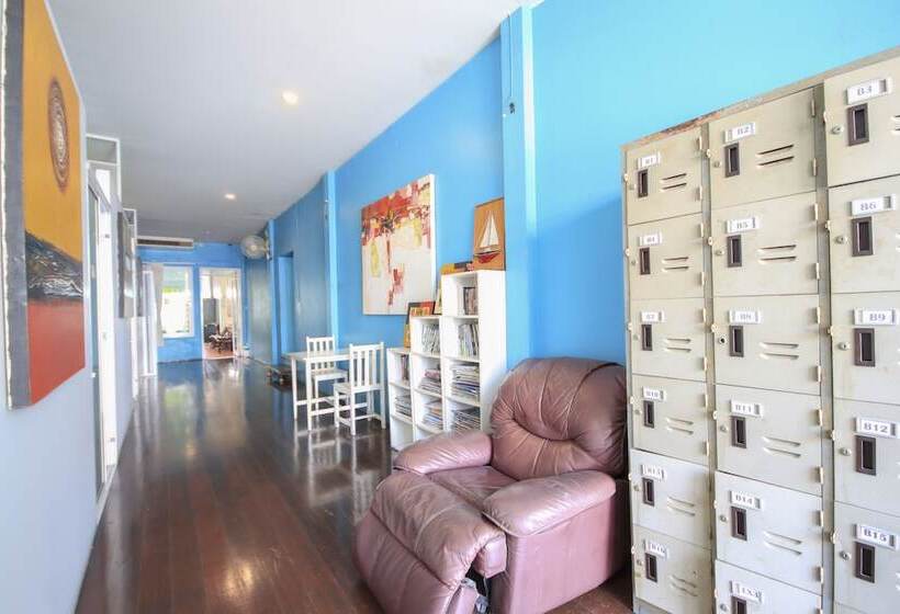 Hotel Phuket Backpacker Hostel