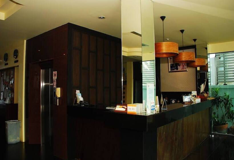 فندق Prachuap Beach