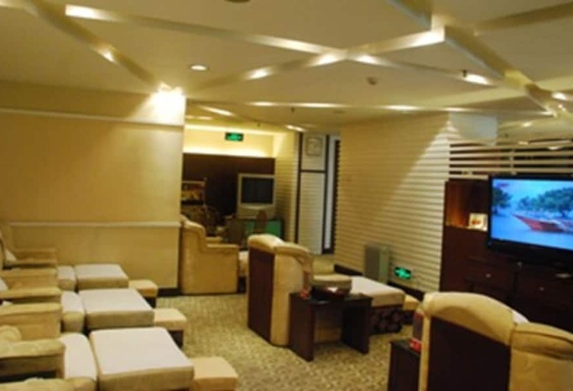 فندق Queens Palace