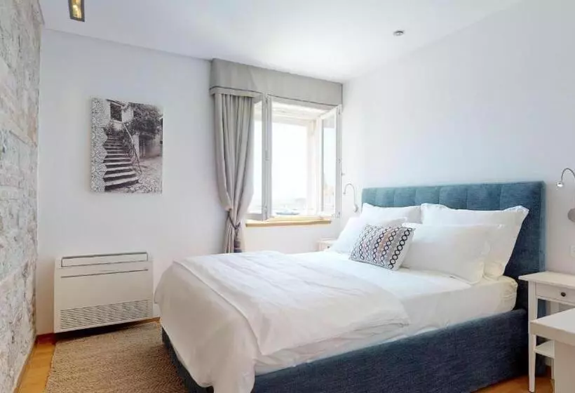 هتل Riva Apartments