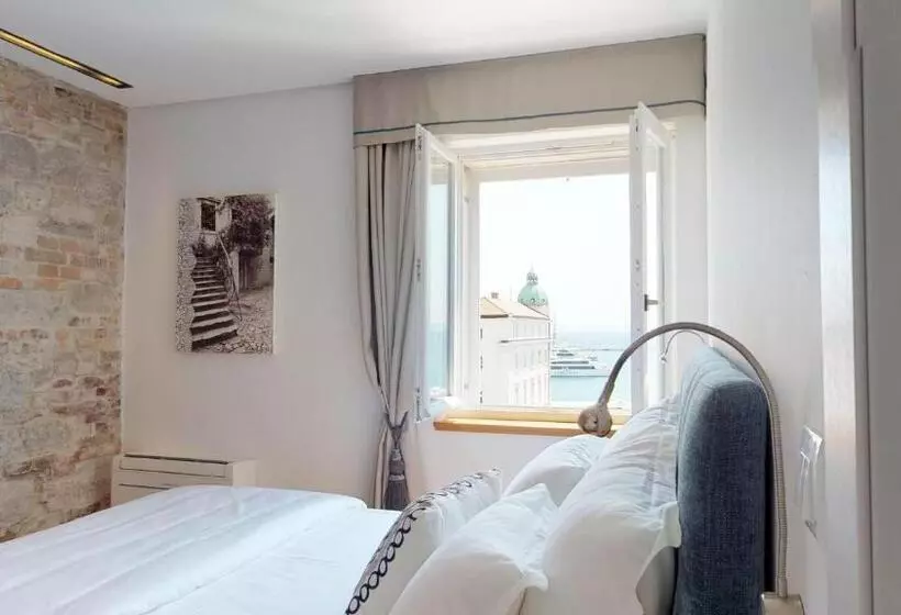 هتل Riva Apartments