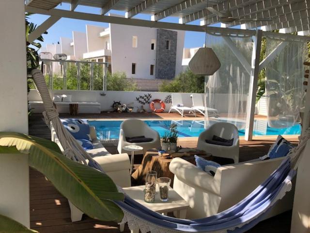 בית מלון כפרי Riverland Villa