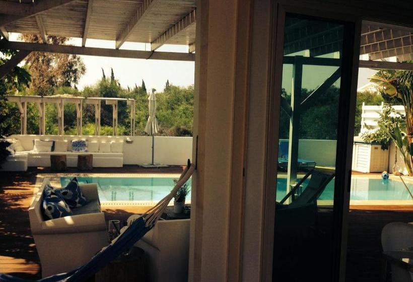 בית מלון כפרי Riverland Villa