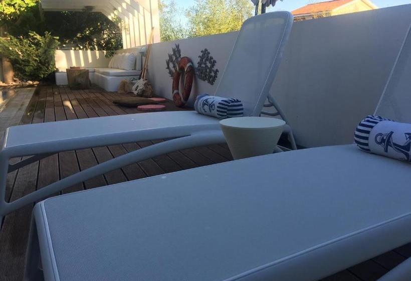 בית מלון כפרי Riverland Villa