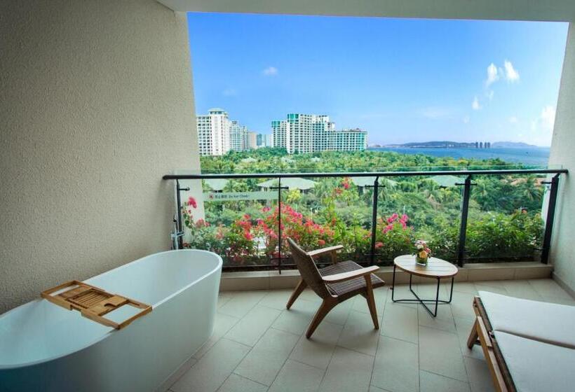 Otel Sanya Conifer Resort