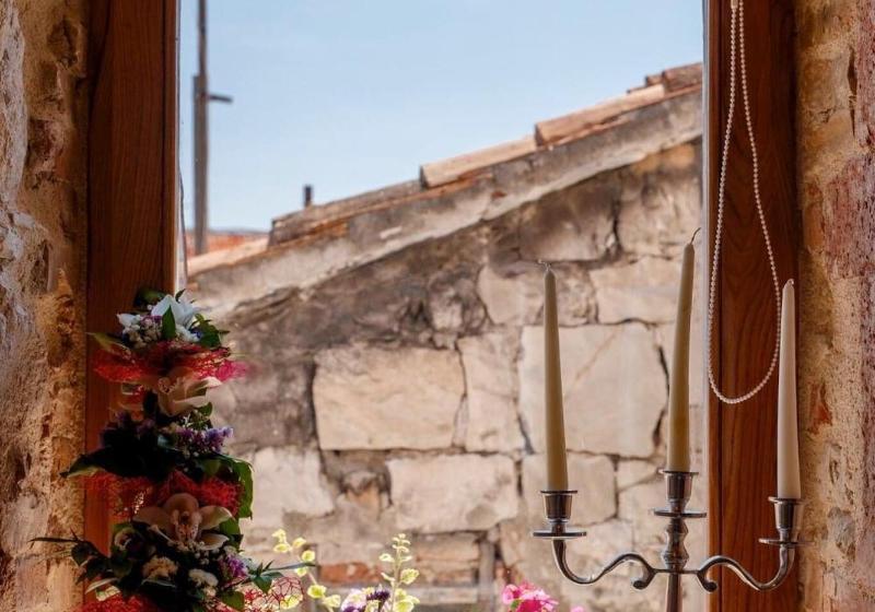 בית מלון כפרי Stone House Luxury Rooms