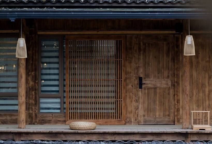 בית מלון כפרי Sukham Advesa Emei