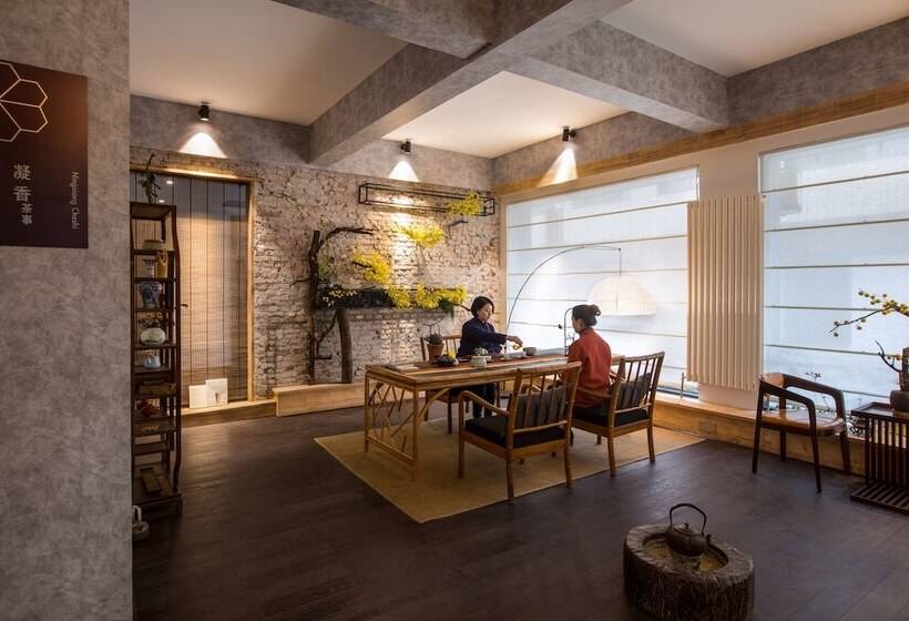 בית מלון כפרי Sukham Advesa Emei