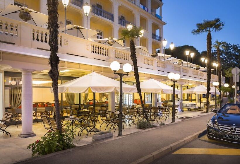 ホテル Villa Abbazia  Liburnia