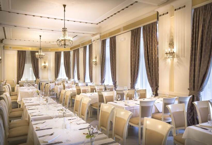 ホテル Villa Abbazia  Liburnia