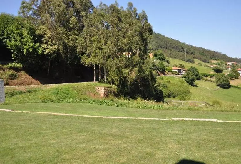 Hotelli Apartamentos Rurales Casona La Sierra