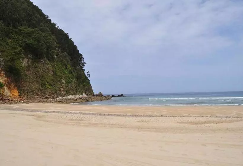 Hotelli Apartamentos Rurales Casona La Sierra