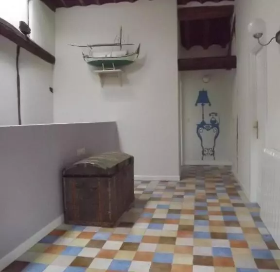 ホテル Apartamentos San Francisco 58
