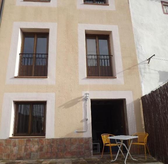 هتل Apartamentos San Francisco 58