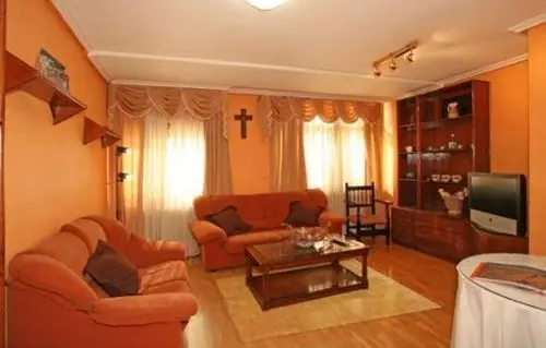 هتل Avila Flats Soterrana Plaza Del Ejercito