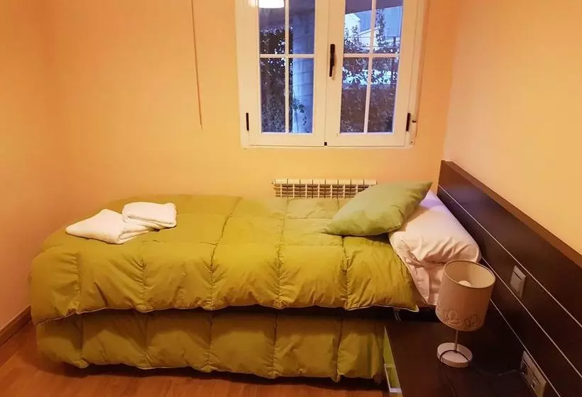 هتل Avila Flats Soterrana Plaza Del Ejercito