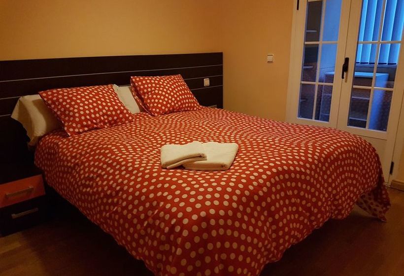 בית מלון כפרי Avila Flats Soterrana Plaza Del Ejercito