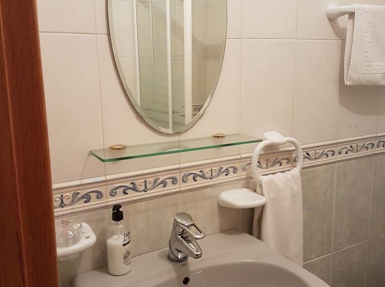 בית מלון כפרי Avila Flats Soterrana Plaza Del Ejercito