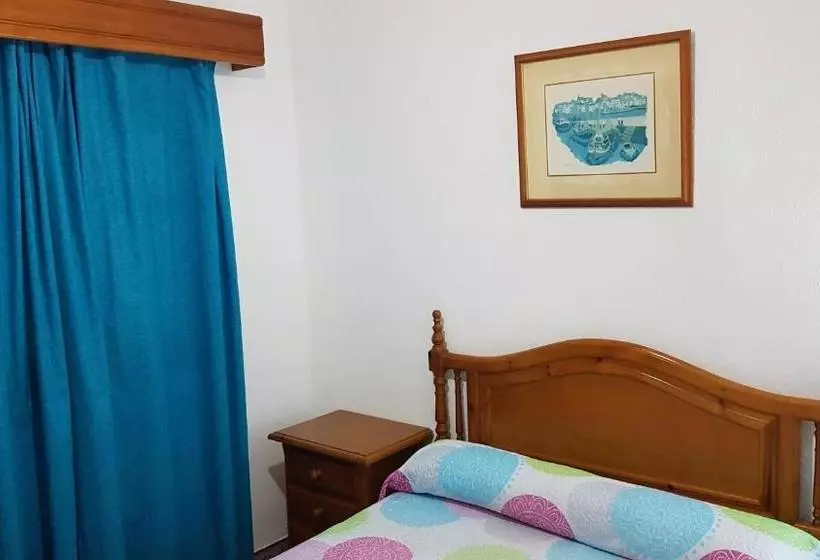 Hotelli Benamahoma Rural