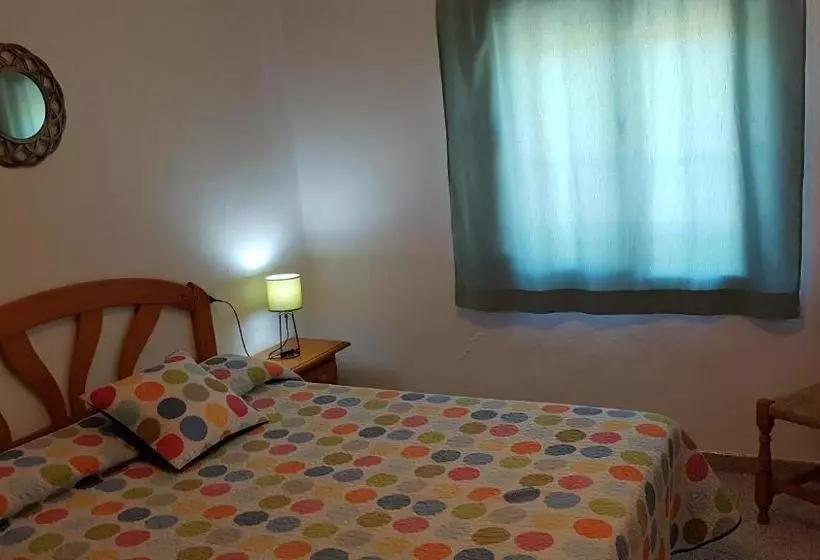 Hotelli Benamahoma Rural