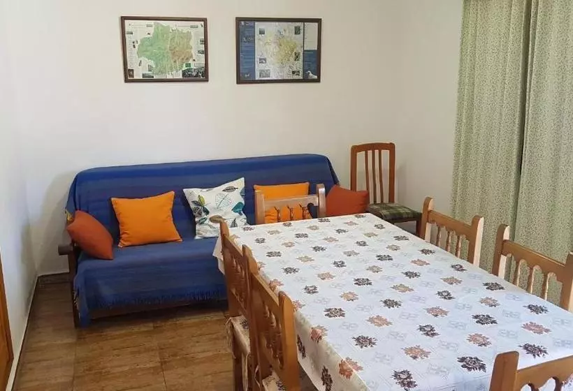 Hotelli Benamahoma Rural