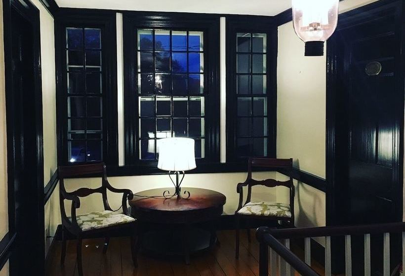 فندق Evergreen Bed & Breakfast