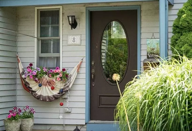 هتل Gardenview Bed And Breakfast