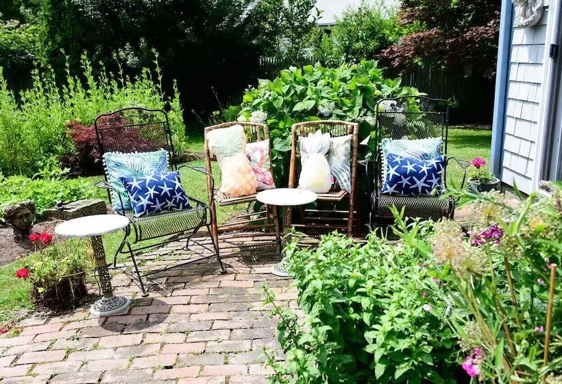 هتل Gardenview Bed And Breakfast