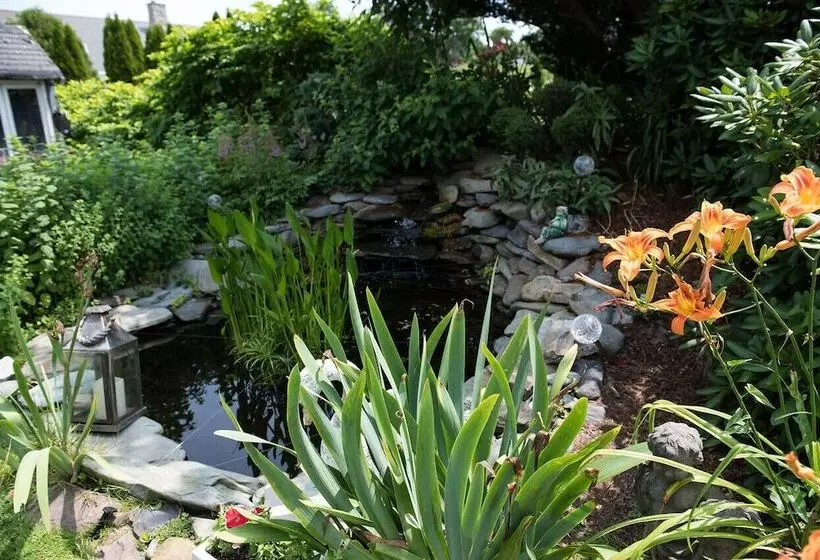 هتل Gardenview Bed And Breakfast